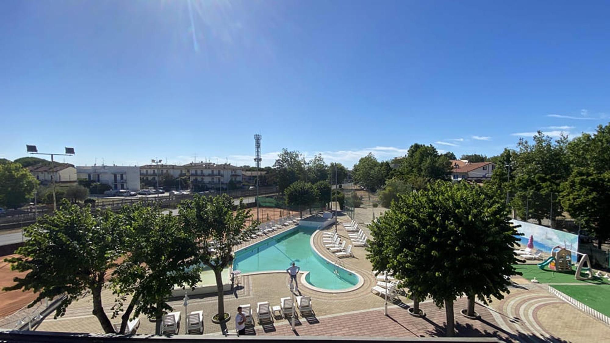 Hotel Savoia Cesenatico Buitenkant foto